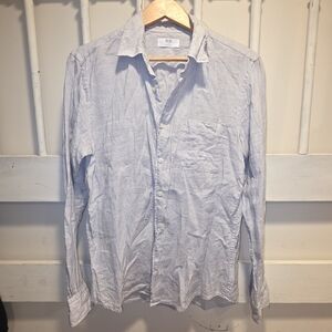 Uniqlo Men's Casual Light Blue Button Down Shirt